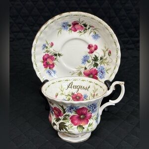 Royal Albert Bone China Flower of the Month August Poppy Teacup & Saucer
